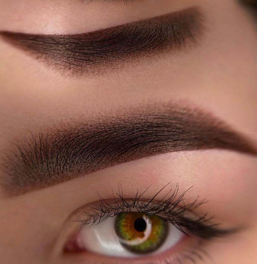 Micropigmentación de cejas